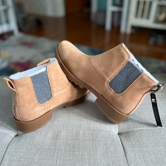NWT Sorel Emelie Chelsea Booties - Picture 5 of 9
